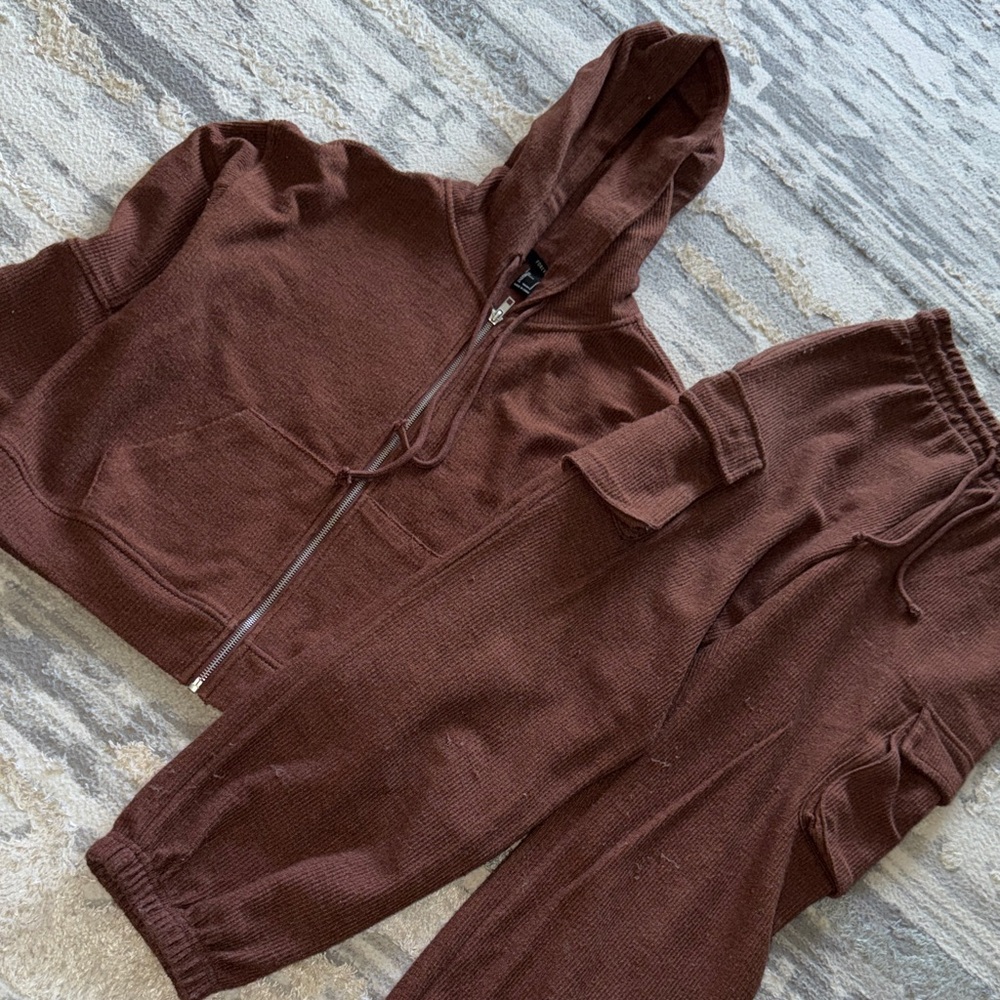 2 Piece Set
